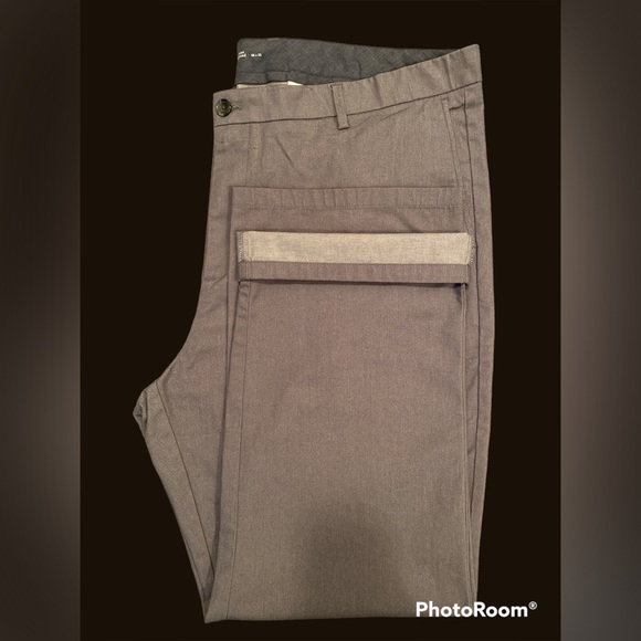 Old Navy - Picture 3 of 4